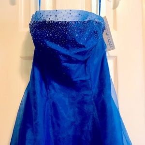 Blue Evening Gown / Prom Dress sz 9/10 by M. G.